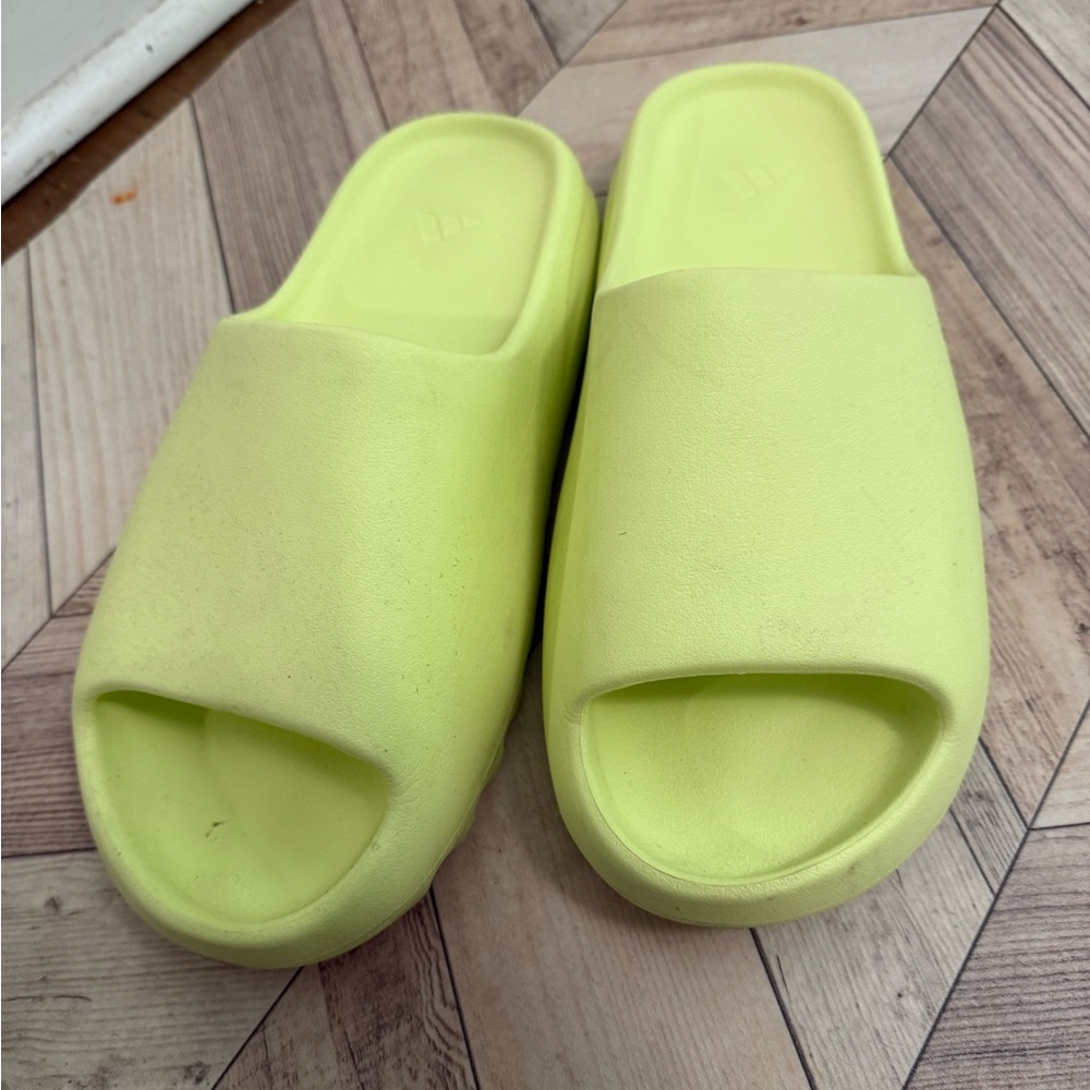 Yeezy Men's Slide Sandals in Glow Green